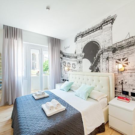 Eleonore Elegant Room Suite Кальяри Экстерьер фото